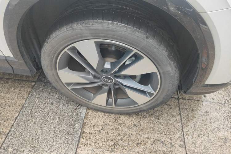 Used Audi Q2L 2022 35 TFSI Fashionable and Elegant Model Right Front Wheel Hub