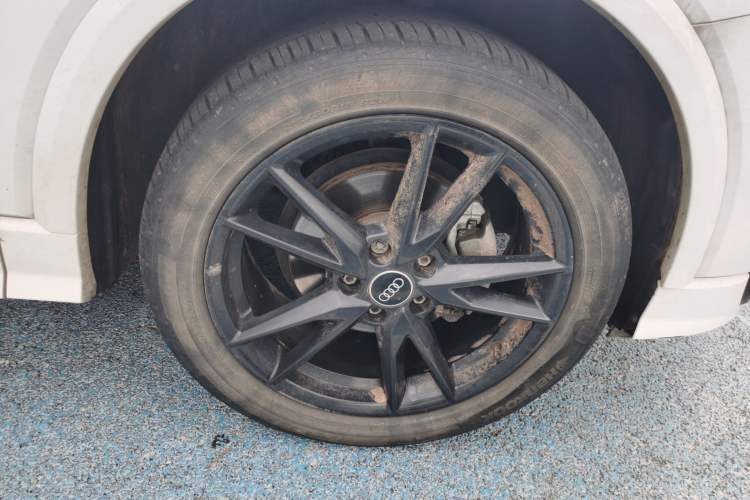 Used Audi Q2L 2022 35 TFSI Progressive Dynamic Edition Right Front Wheel Hub