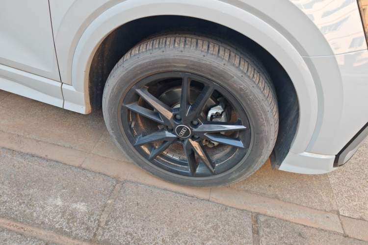 Used Audi Q2L 2022 35 TFSI Progressive Dynamic Edition Right Front Wheel Hub