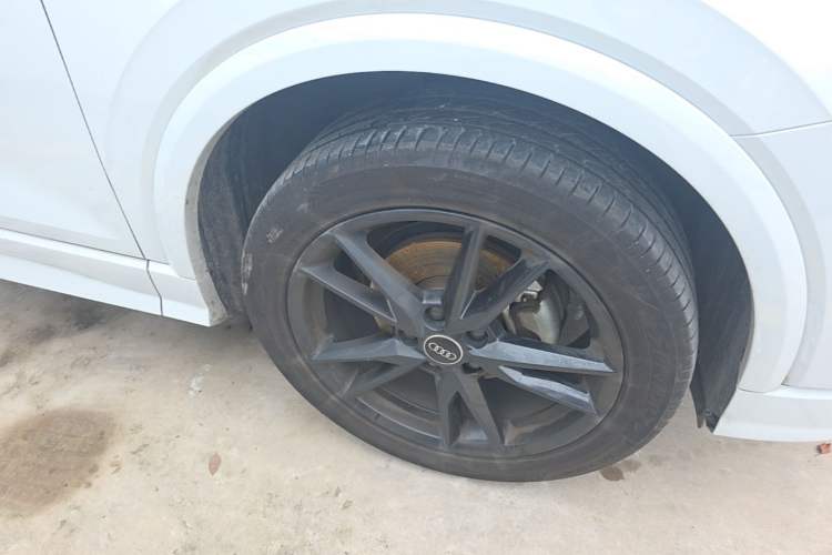 Used Audi Q2L 2022 35 TFSI Progressive Dynamic Edition Right Front Wheel Hub