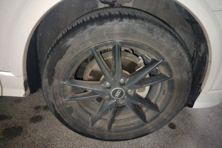 Used Audi Q2L 2022 35 TFSI Progressive Dynamic Edition Right Front Wheel Hub