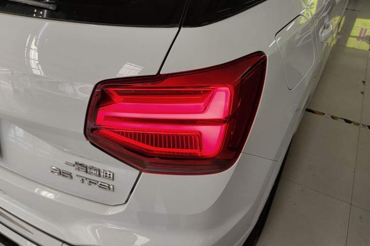 Used Audi Q2L 2022 35 TFSI Progressive Dynamic Edition Right Rear Taillight
