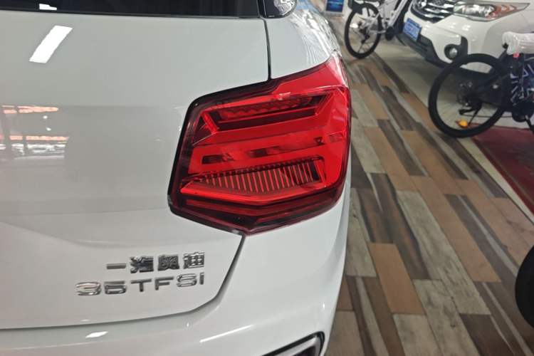 Used Audi Q2L 2022 35 TFSI Progressive Dynamic Edition Right Rear Taillight