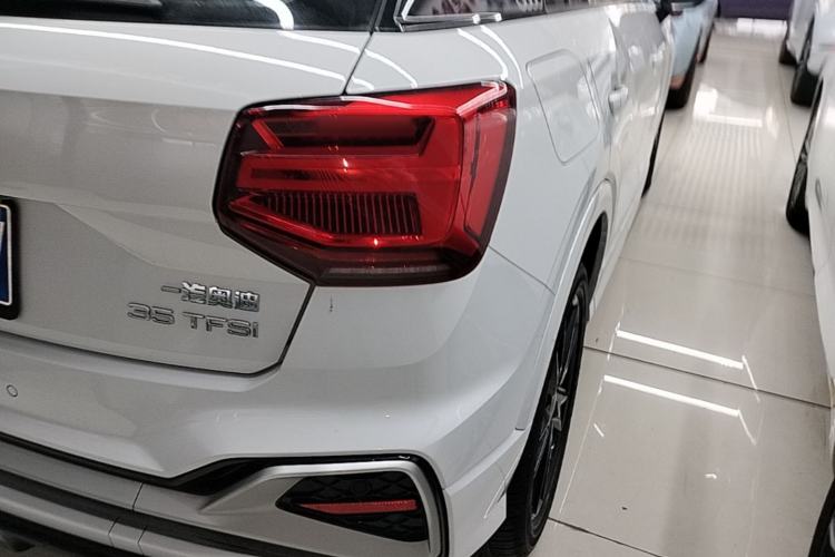 Used Audi Q2L 2022 35 TFSI Progressive Dynamic Edition Right Rear Taillight