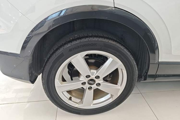 Used Audi Q2L 2022 35 TFSI Advanced Style Edition Right Rear Wheel Hub