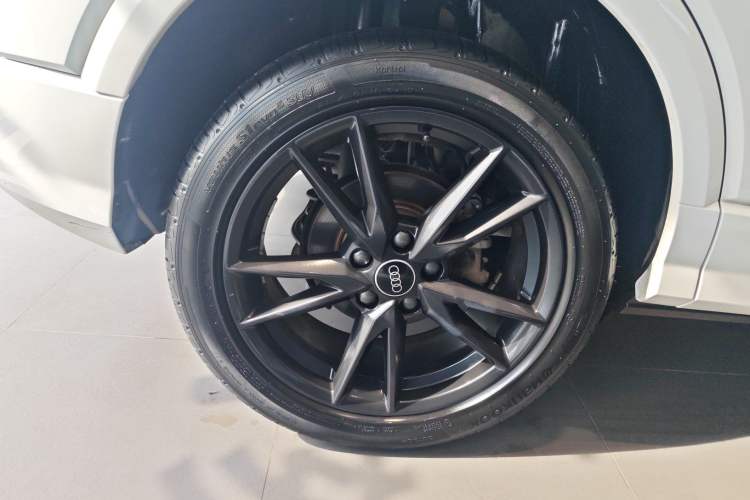 Used Audi Q2L 2022 35 TFSI Progressive Dynamic Edition Right Rear Wheel Hub