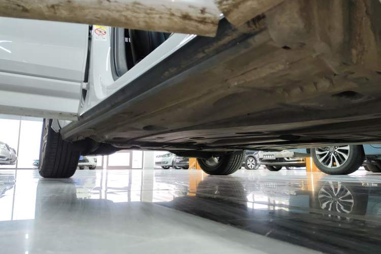 Used Audi Q2L 2022 35 TFSI Fashion Dynamic Model Right Side Sill
