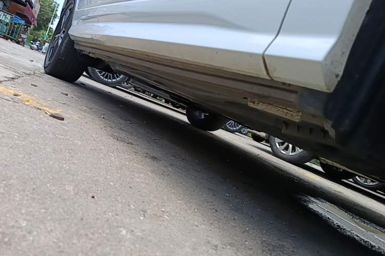 Used Audi Q2L 2022 35 TFSI Progressive Dynamic Edition Right Side Sill