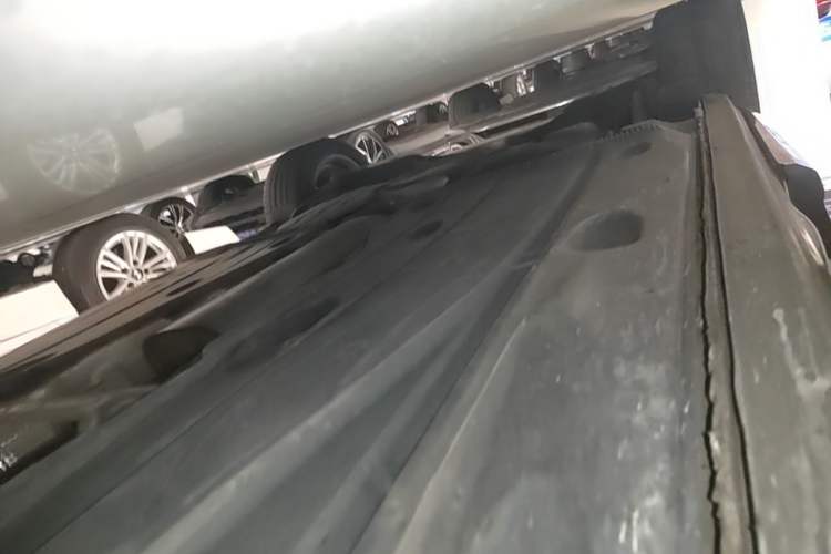 Used Audi Q2L 2022 35 TFSI Fashionable and Elegant Model Right Side Sill
