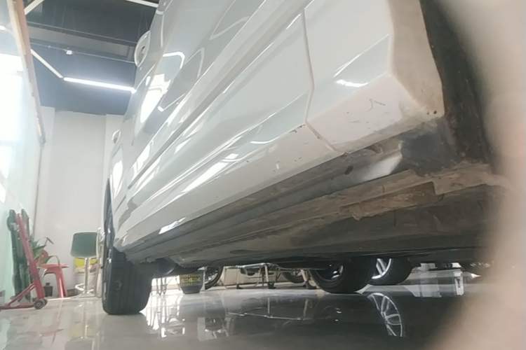 Used Audi Q2L 2022 35 TFSI Progressive Dynamic Edition Right Side Sill