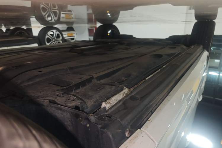 Used Audi Q2L 2022 35 TFSI Progressive Dynamic Edition Right Side Sill