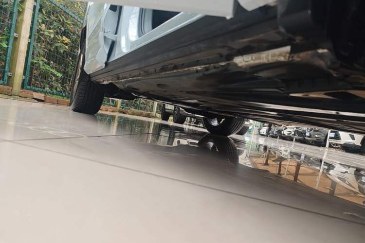 Used Audi Q2L 2022 35 TFSI Fashion Dynamic Model Right Side Sill