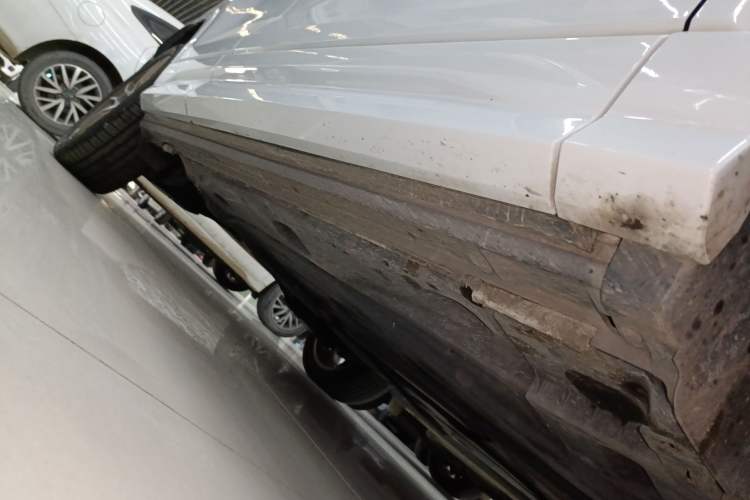 Used Audi Q2L 2022 35 TFSI Fashion Dynamic Model Right Side Sill