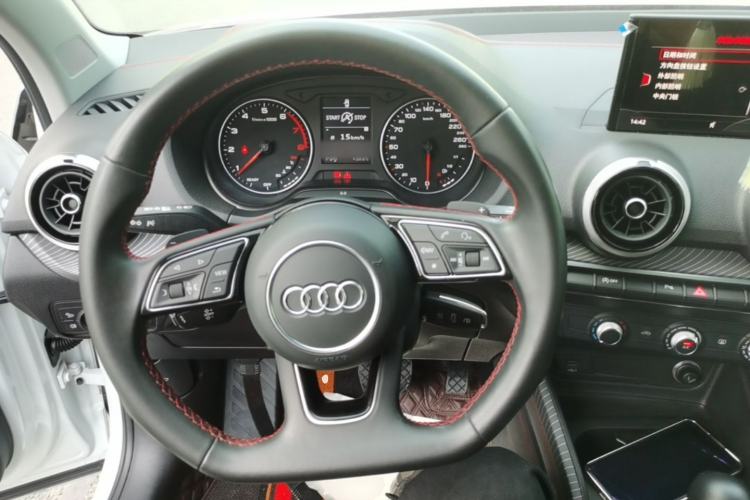 Used Audi Q2L 2022 35 TFSI Progressive Dynamic Edition Steering Wheel