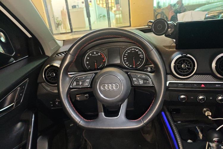 Used Audi Q2L 2022 35 TFSI Progressive Dynamic Edition Steering Wheel