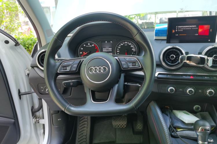 Used Audi Q2L 2022 35 TFSI Progressive Dynamic Edition Steering Wheel