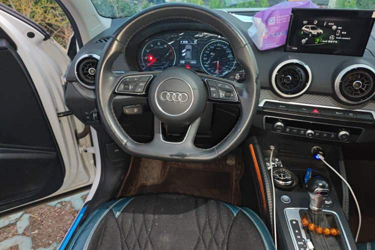 Used Audi Q2L 2022 35 TFSI Fashion Dynamic Model Steering Wheel