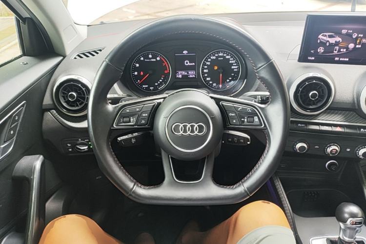 Used Audi Q2L 2022 35 TFSI Progressive Dynamic Edition Steering Wheel