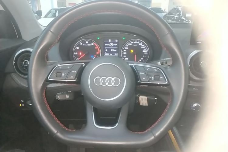 Used Audi Q2L 2022 35 TFSI Progressive Dynamic Edition Steering Wheel