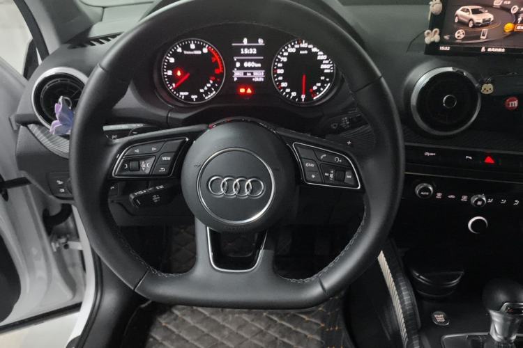 Used Audi Q2L 2022 35 TFSI Fashion Dynamic Model Steering Wheel