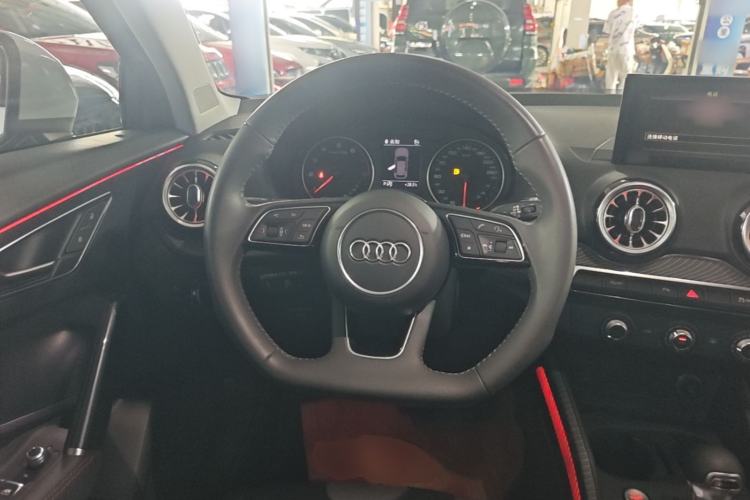 Used Audi Q2L 2022 35 TFSI Progressive Dynamic Edition Steering Wheel