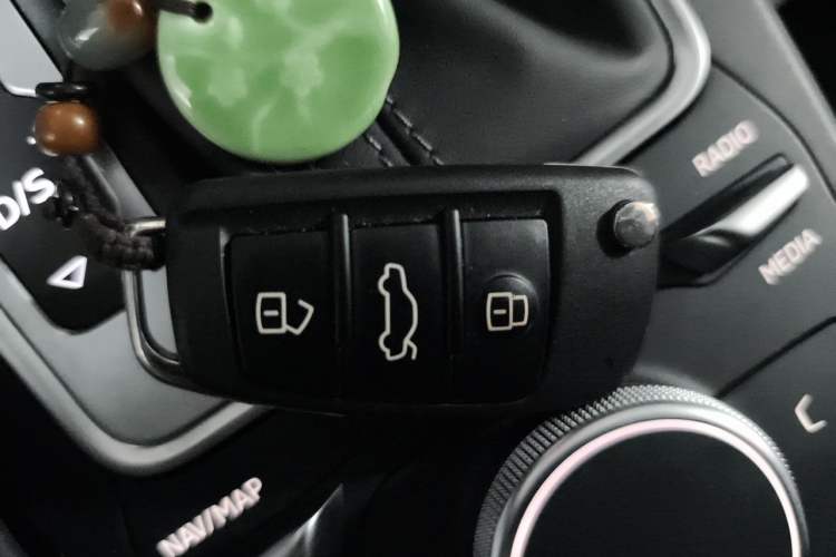 Used Audi Q2L 2022 35 TFSI Fashion Dynamic Model Vehicle Key