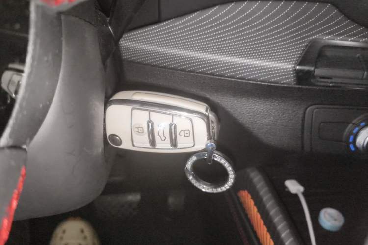 Used Audi Q2L 2022 35 TFSI Progressive Dynamic Edition Vehicle Key