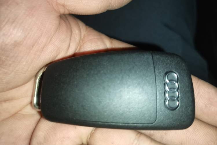 Used Audi Q2L 2022 35 TFSI Advanced Style Edition Vehicle Key