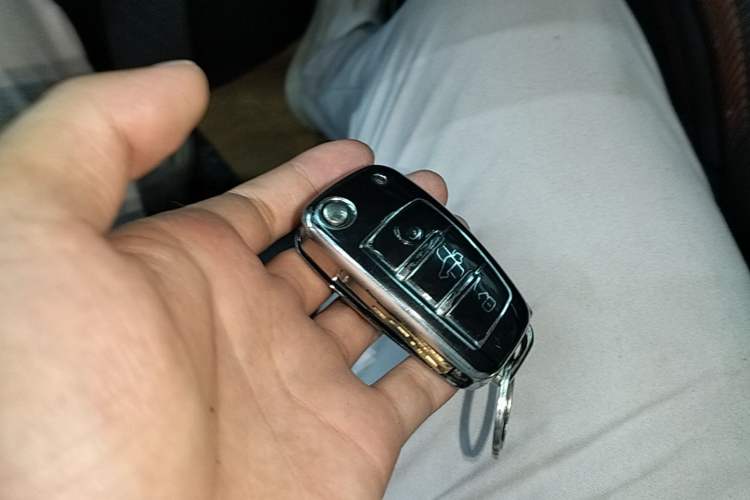 Used Audi Q2L 2022 35 TFSI Progressive Dynamic Edition Vehicle Key