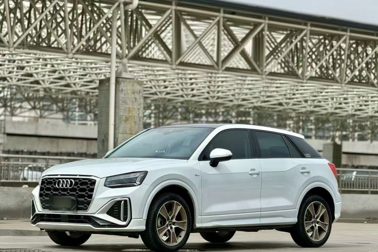 Ojetý Audi Q2L 2022 35 TFSI Fashion Dynamic Model Guazi used car, China used car export, Used car for sale, Used cars, Cheapest cars for sale