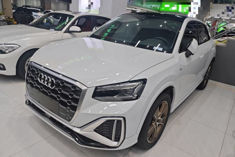 Używany Audi Q2L 2022 35 TFSI Fashion Dynamic Model Guazi used car, China used car export, Used car for sale, Used cars, Cheapest cars for sale