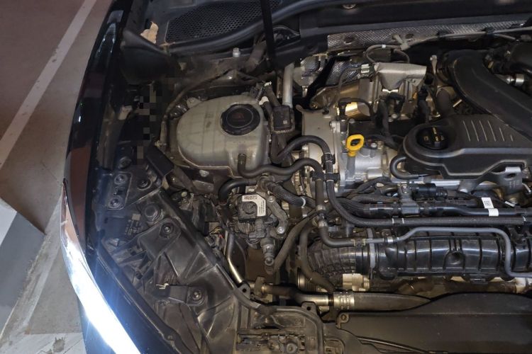 Used Audi Q2L 2023 35TFSI Fashion Dynamic Model Engine Bay Right