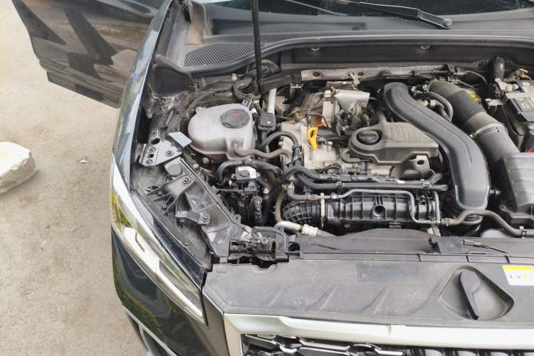 Used Audi Q2L 2023 35TFSI Fashion Dynamic Model Engine Bay Right