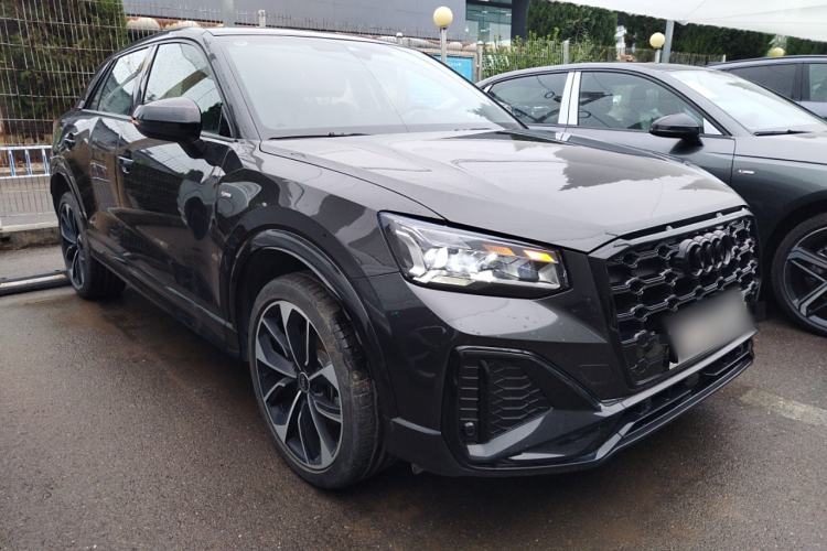 Used Audi Q2L 2023 35TFSI Luxury Dynamic Model Front Right 45 Deg