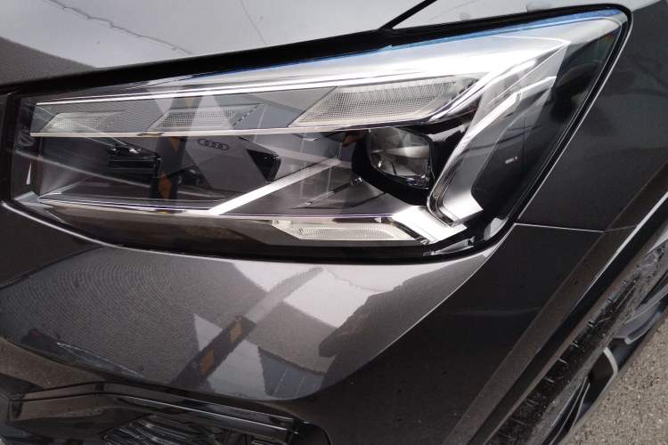 Used Audi Q2L 2023 35TFSI Luxury Dynamic Model Left Front Headlight