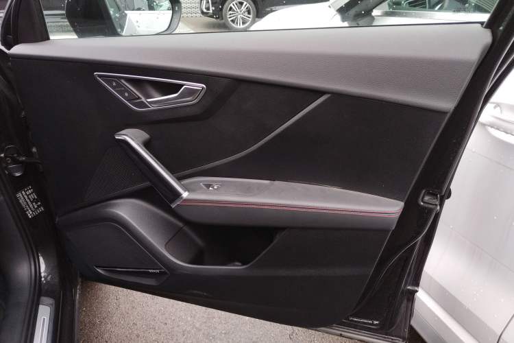 Used Audi Q2L 2023 35TFSI Luxury Dynamic Model Right Front Door Interior