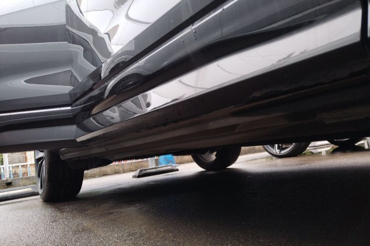 Used Audi Q2L 2023 35TFSI Luxury Dynamic Model Right Side Sill
