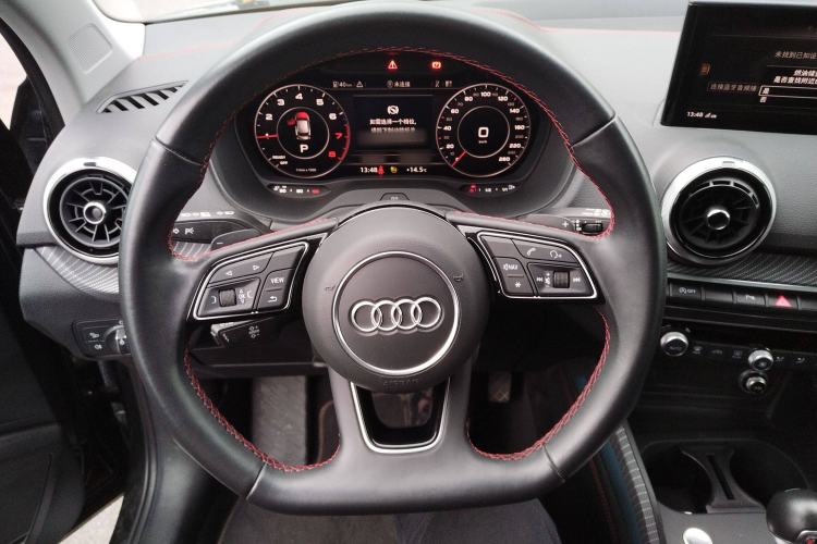 Used Audi Q2L 2023 35TFSI Luxury Dynamic Model Steering Wheel