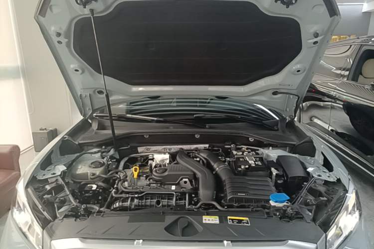 Used Audi Q2L 2023 35TFSI Fashion Dynamic Model Engine Bay
