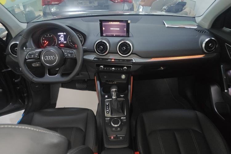 Used Audi Q2L 2023 35TFSI Fashion Dynamic Model Interior 2