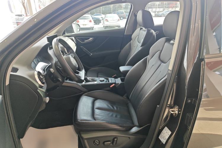 Used Audi Q2L 2023 35TFSI Fashion Dynamic Model Left Front Seat