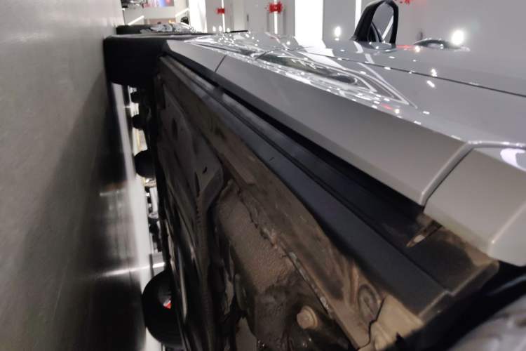Used Audi Q2L 2023 35TFSI Fashion Dynamic Model Left Side Sill
