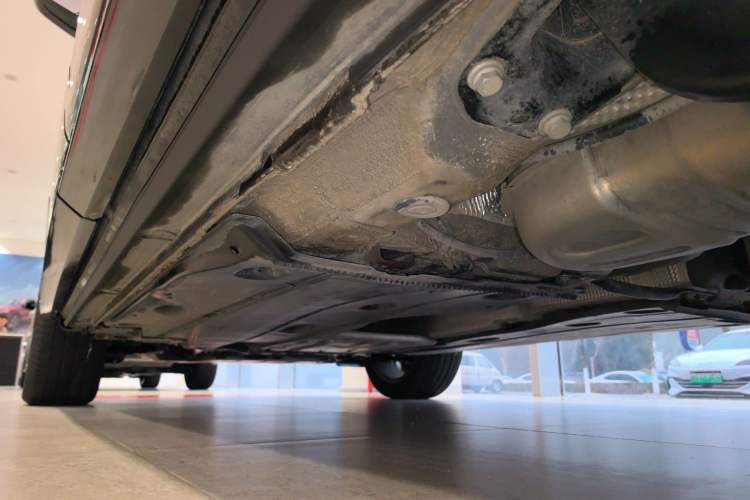 Used Audi Q2L 2023 35TFSI Fashion Dynamic Model Left Side Sill