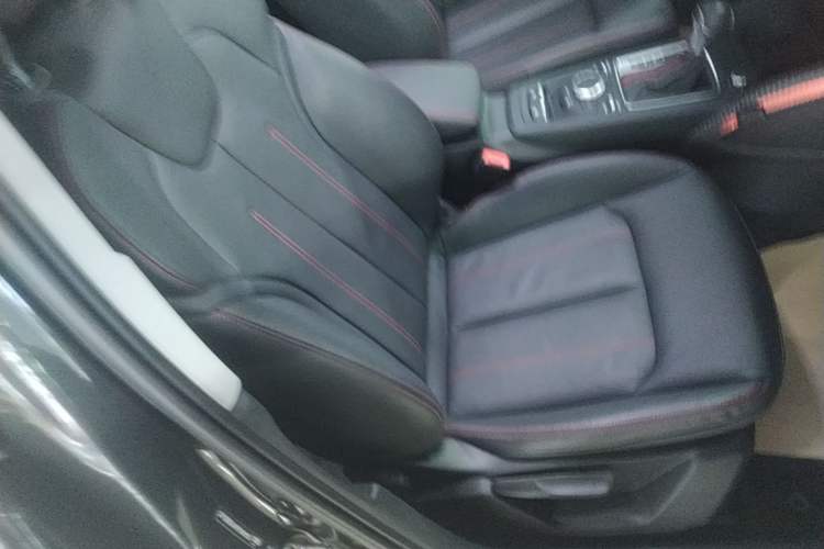 Used Audi Q2L 2023 35TFSI Progressive Dynamic Edition Right Front Seat