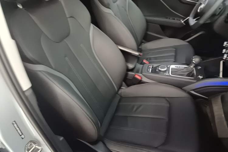 Used Audi Q2L 2023 35TFSI Fashion Dynamic Model Right Front Seat