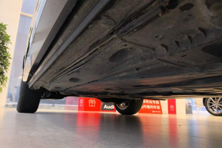 Used Audi Q2L 2023 35TFSI Fashion Dynamic Model Right Side Sill