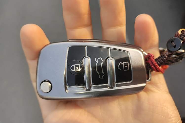 Used Audi Q2L 2023 35TFSI Fashion Dynamic Model Vehicle Key