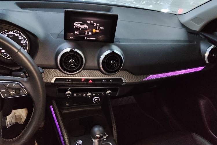 Used Audi Q2L 2023 35TFSI Fashion Dynamic Model Audio And AC Panel