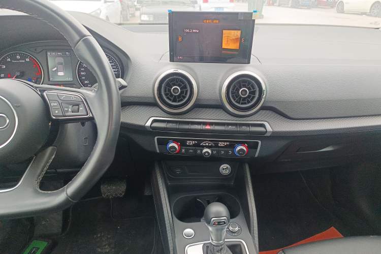 Used Audi Q2L 2023 35TFSI Fashion Dynamic Model Audio And AC Panel