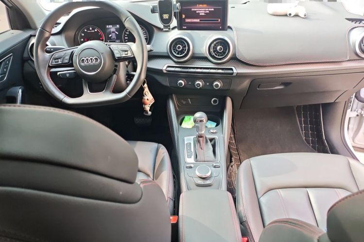 Used Audi Q2L 2023 35TFSI Progressive Dynamic Edition Audio And AC Panel